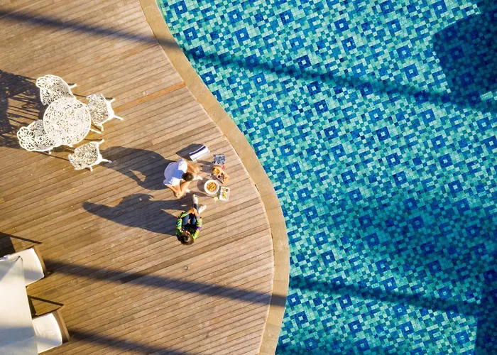 Hotel Plataran &